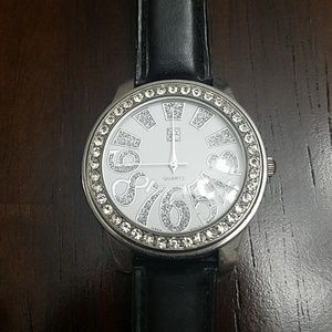 New York & Co Statement Watch
